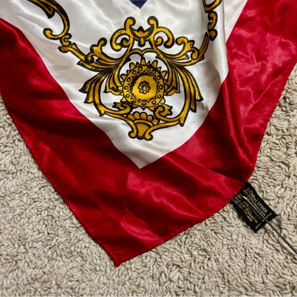 VINTAGE‎ EXCLUSIVE DESIGN 100% Acetate Rolled Hem Luxury Scarf - Picture 4 of 5